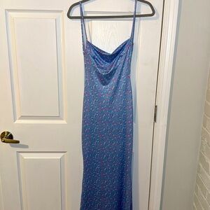 NWOT Backless Floral Maxi Dress